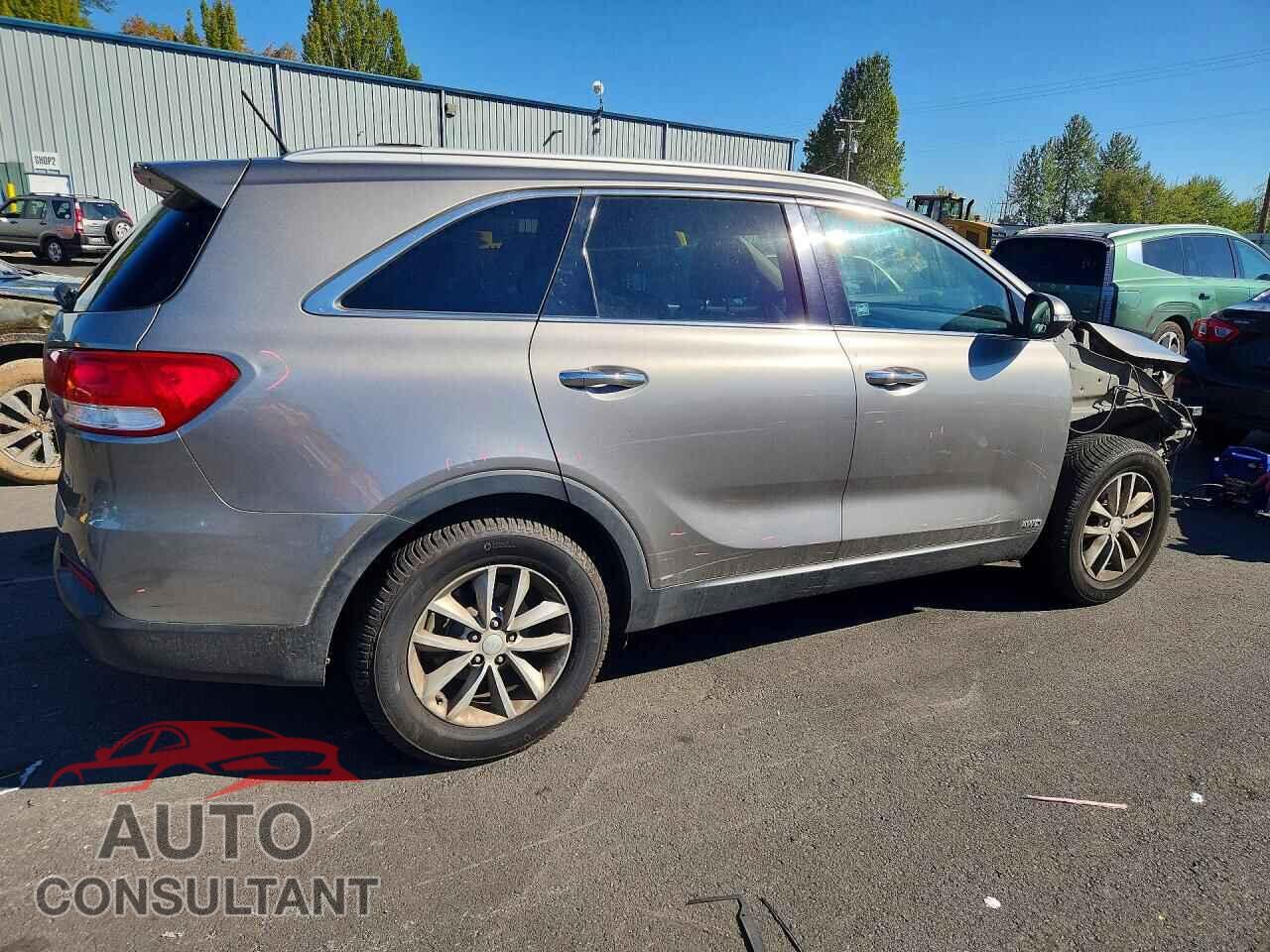 KIA SORENTO 2017 - 5XYPGDA55HG191108