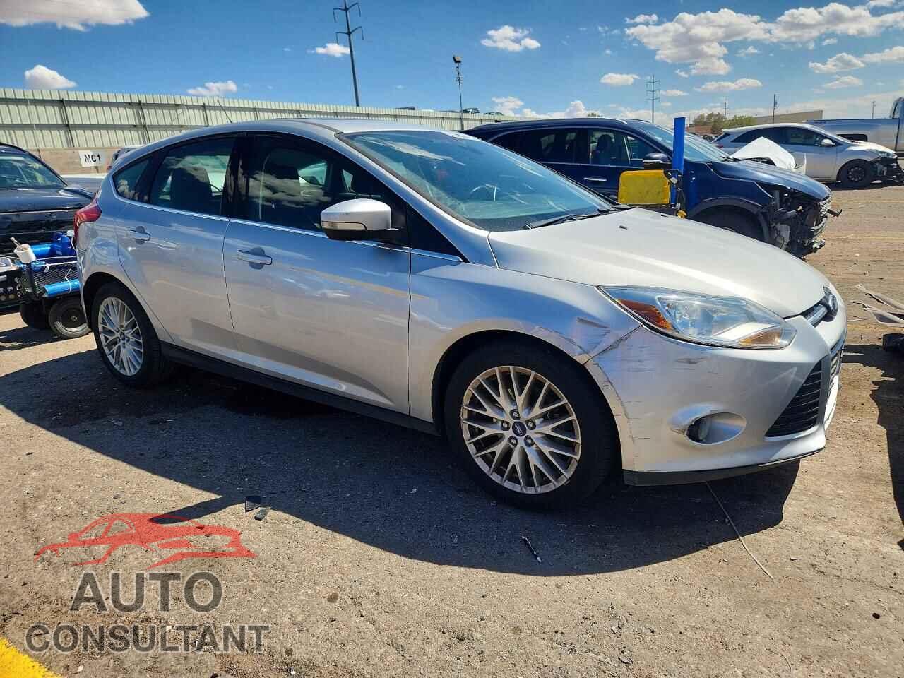 FORD FOCUS 2012 - 1FAHP3M2XCL206351