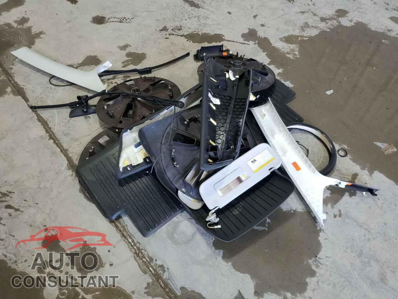 TESLA MODEL 3 2021 - 5YJ3E1EB8MF836824