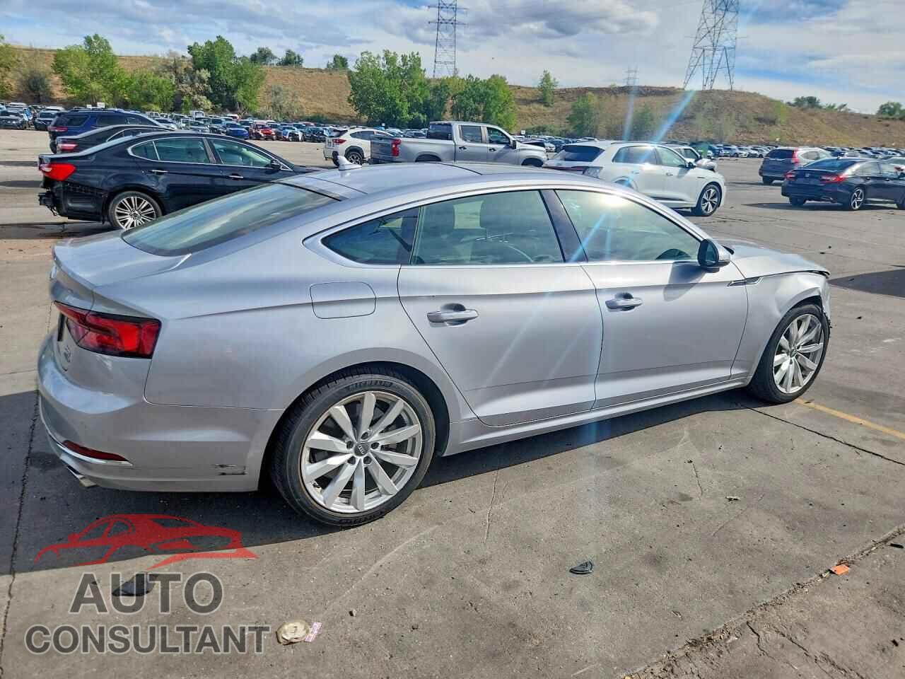 AUDI A5 2018 - WAUBNCF51JA062045