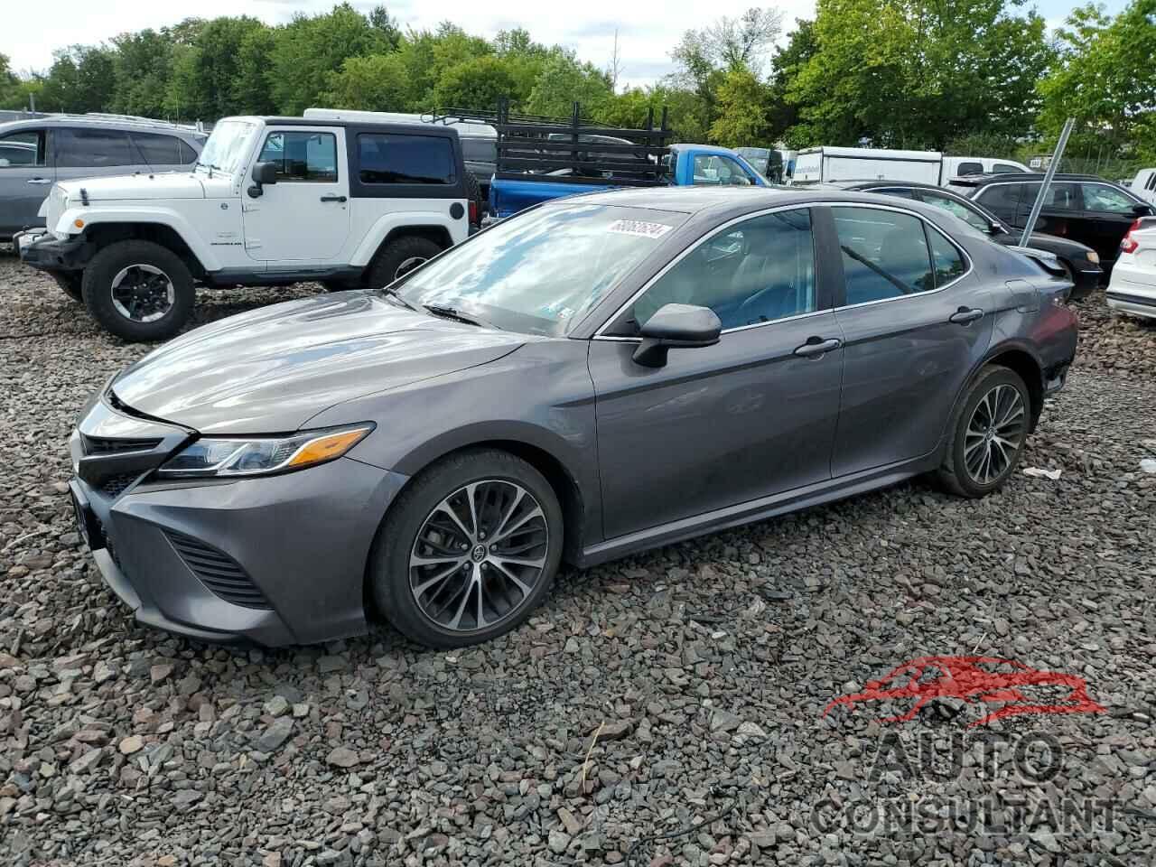 TOYOTA CAMRY 2020 - 4T1G11AK6LU328114