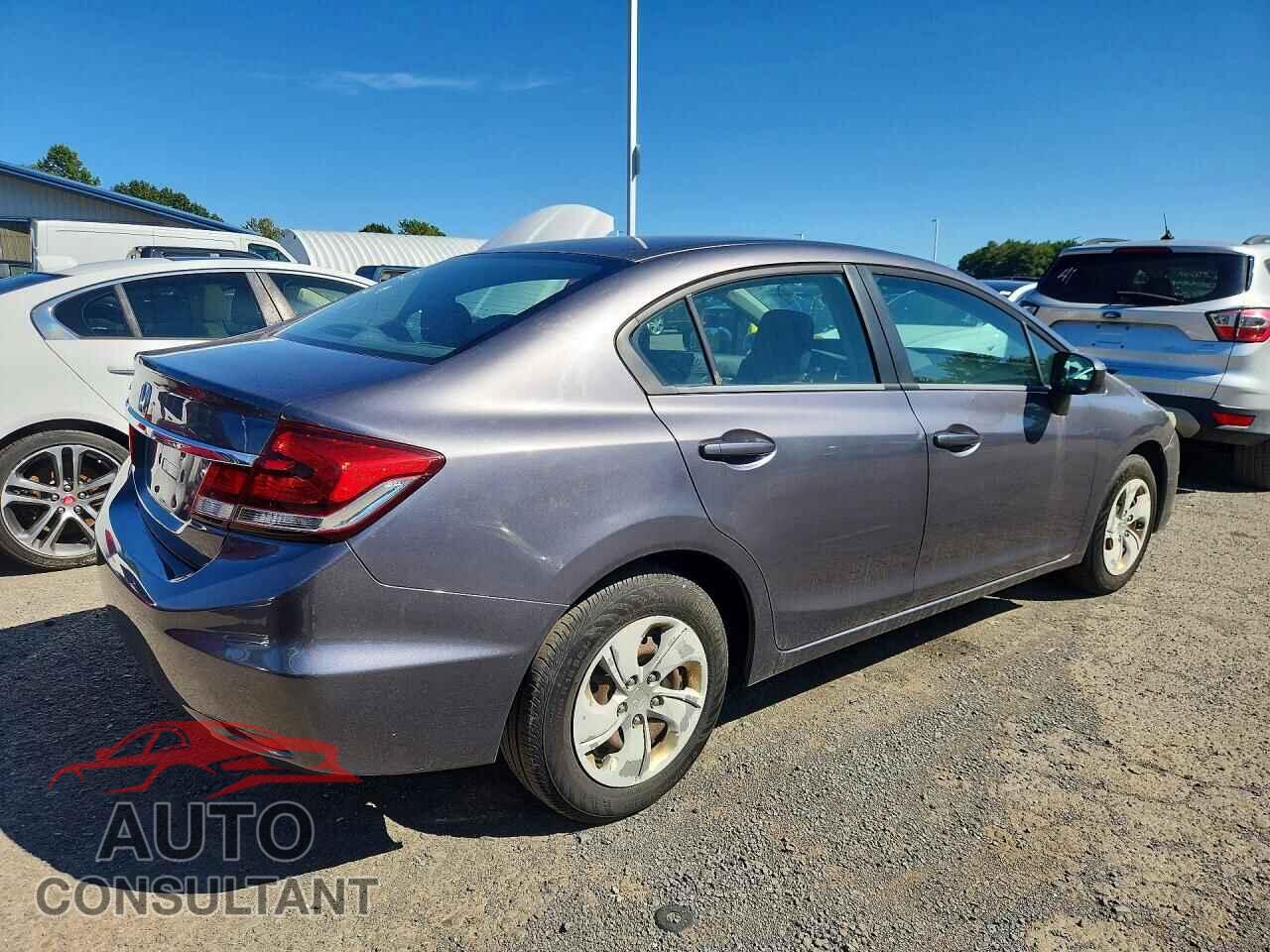 HONDA CIVIC 2015 - 19XFB2E57FE018645
