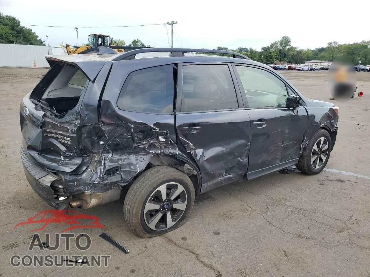 SUBARU FORESTER 2017 - JF2SJAEC0HH413291