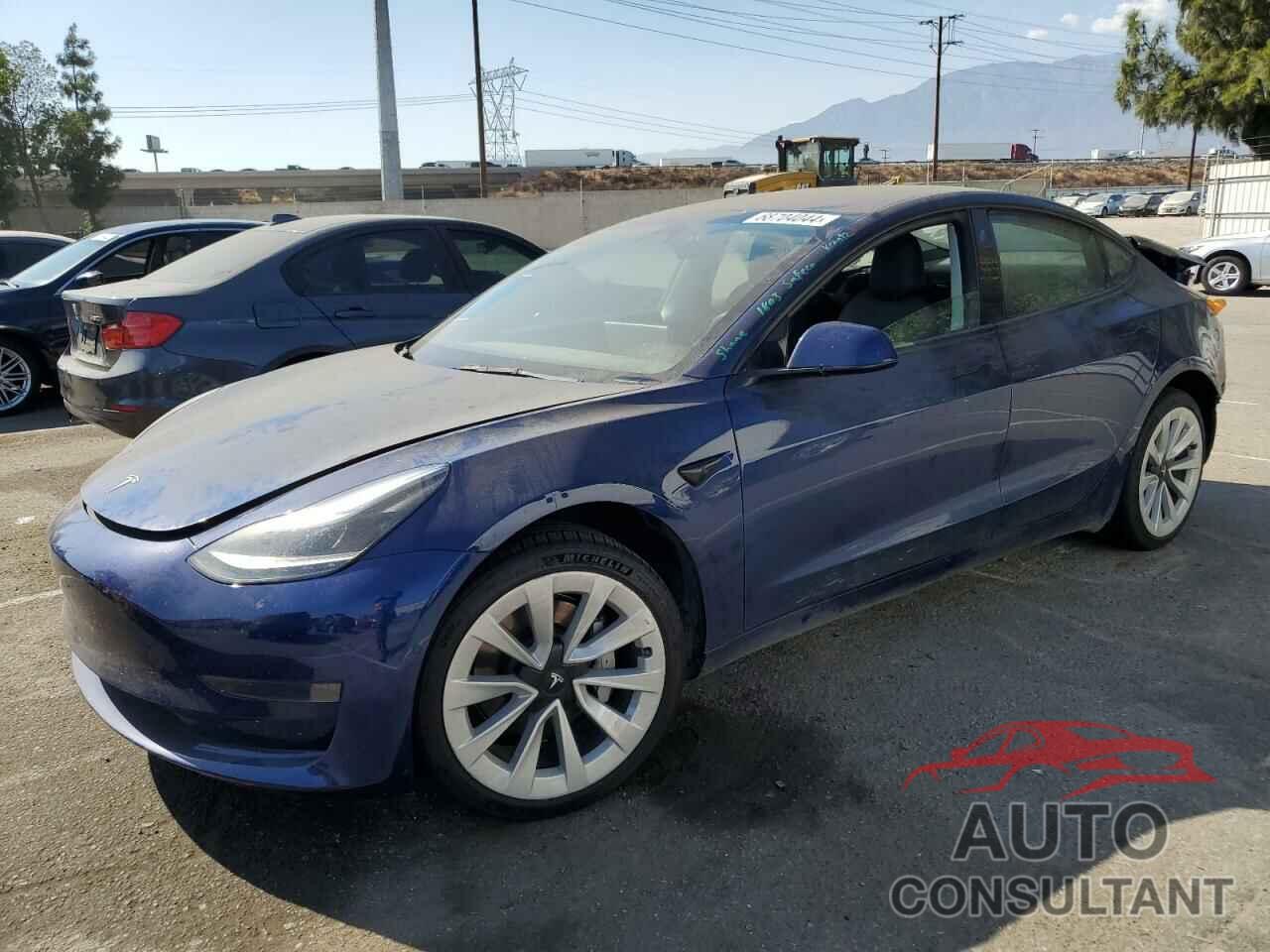 TESLA MODEL 3 2022 - 5YJ3E1EA5NF200659