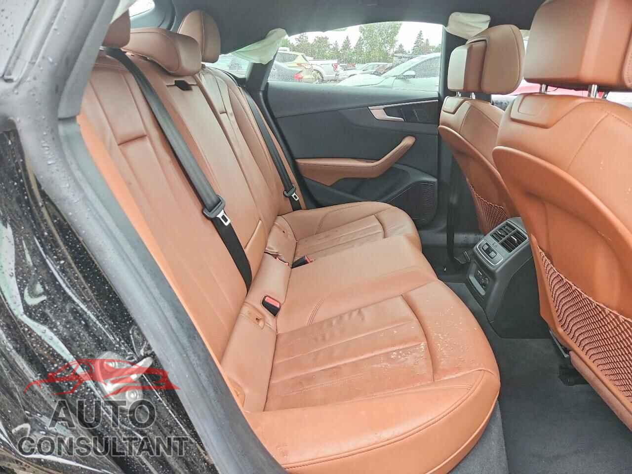 AUDI A5 2021 - WAUCBCF58MA051111