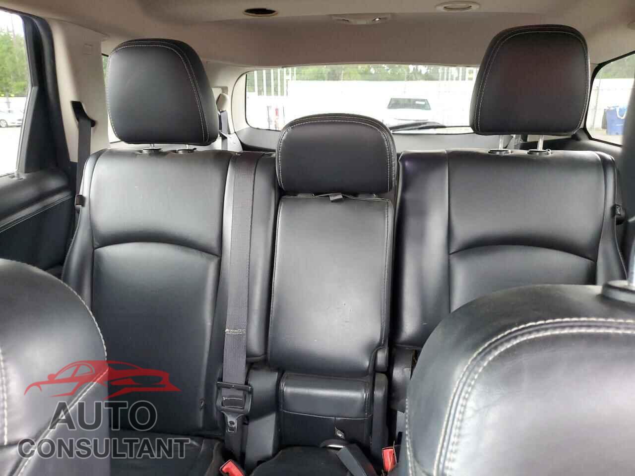 DODGE JOURNEY 2015 - 3C4PDCBB0FT535733