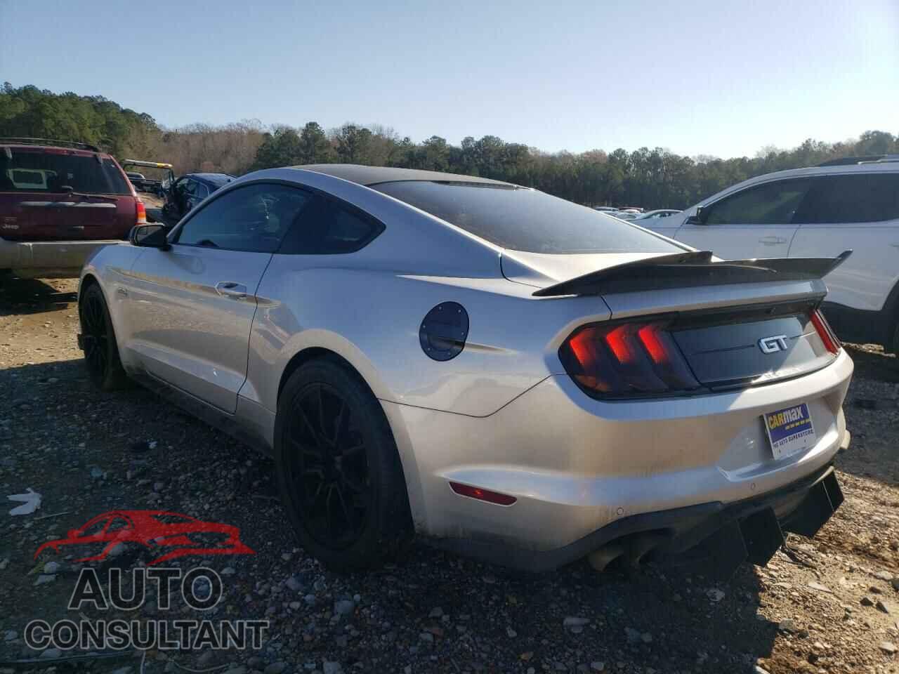 FORD MUSTANG 2018 - 1FA6P8CFXJ5159607
