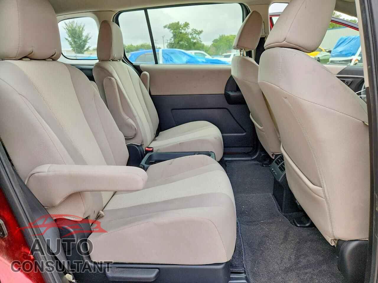 MAZDA 5 2013 - JM1CW2CL2D0150033