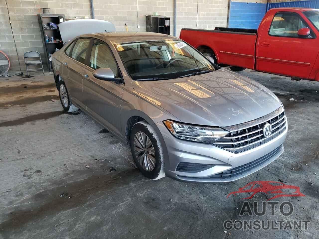 VOLKSWAGEN JETTA 2020 - 3VWN57BU5LM028648