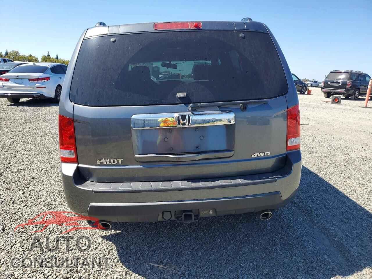 HONDA PILOT 2011 - 5FNYF4H58BB034006