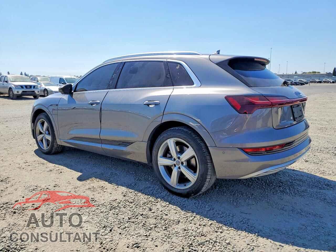 AUDI E-TRON 2019 - WA1LABGE5KB013108