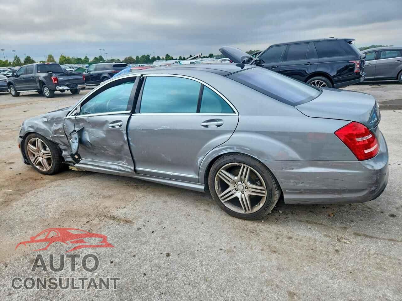 MERCEDES-BENZ S-CLASS 2012 - WDDNG7DB9CA427400