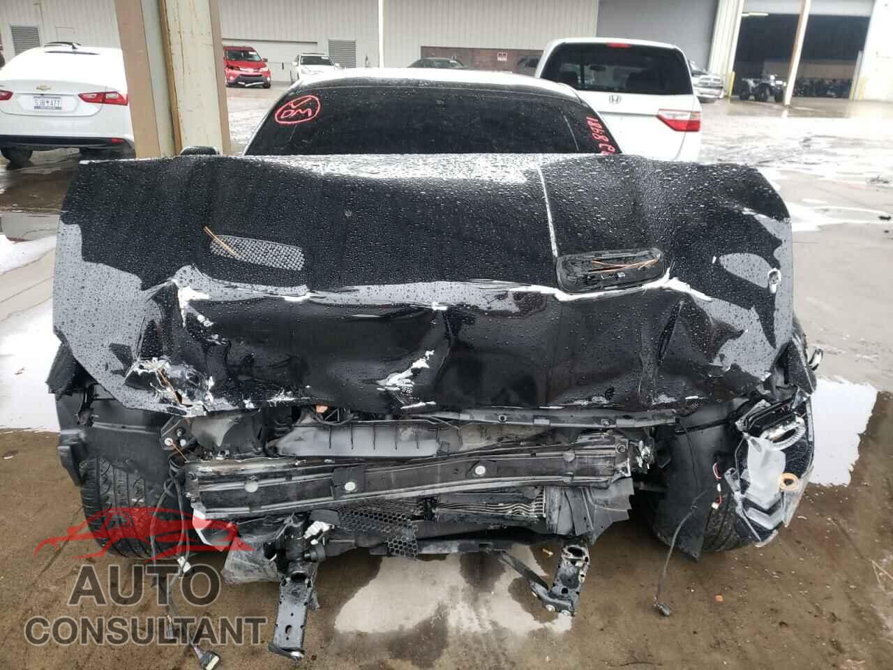 FORD MUSTANG 2018 - 1FA6P8CF1J5120890