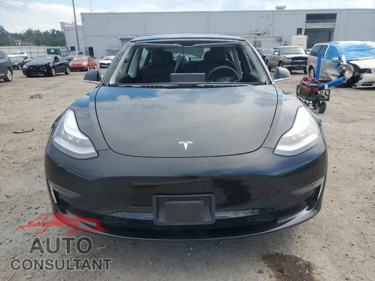 TESLA MODEL 3 2020 - 5YJ3E1EB9LF711345