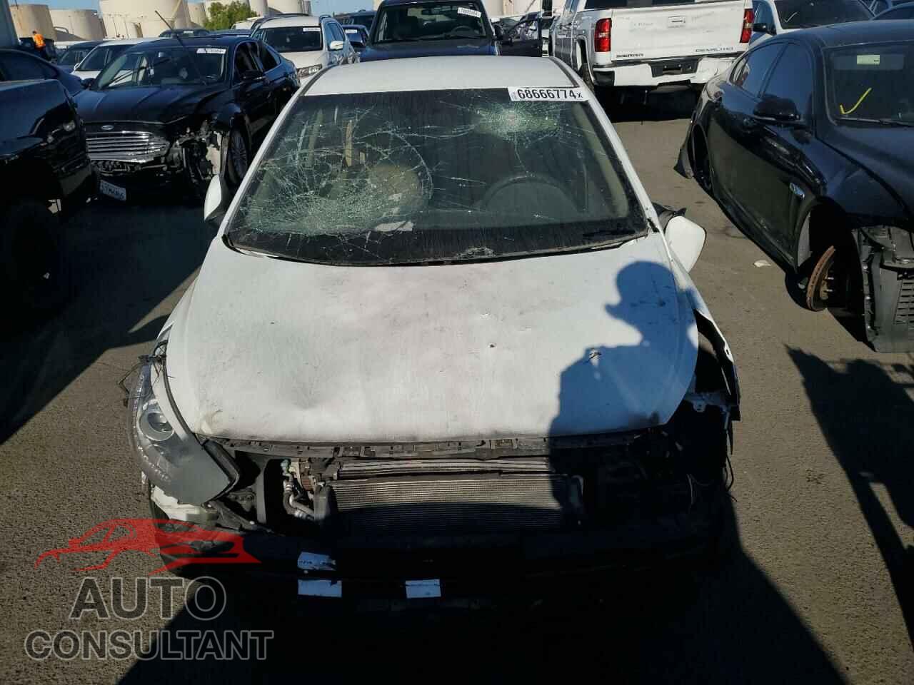 HYUNDAI ACCENT 2014 - KMHCU4AE2EU746948