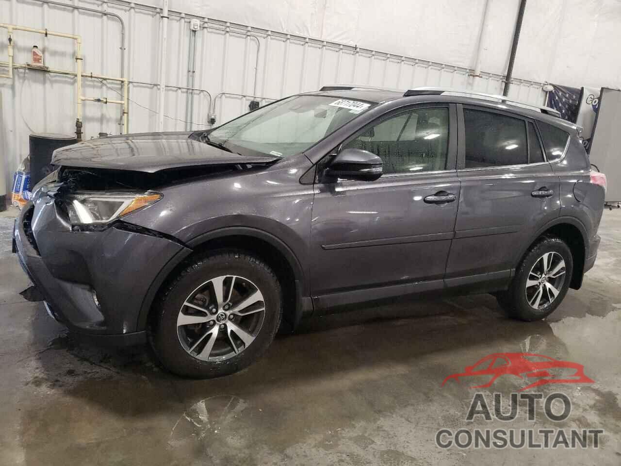 TOYOTA RAV4 2017 - JTMRFREV8HJ132332