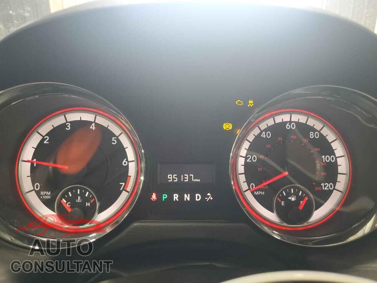 DODGE CARAVAN 2014 - 2C4RDGBG8ER276132