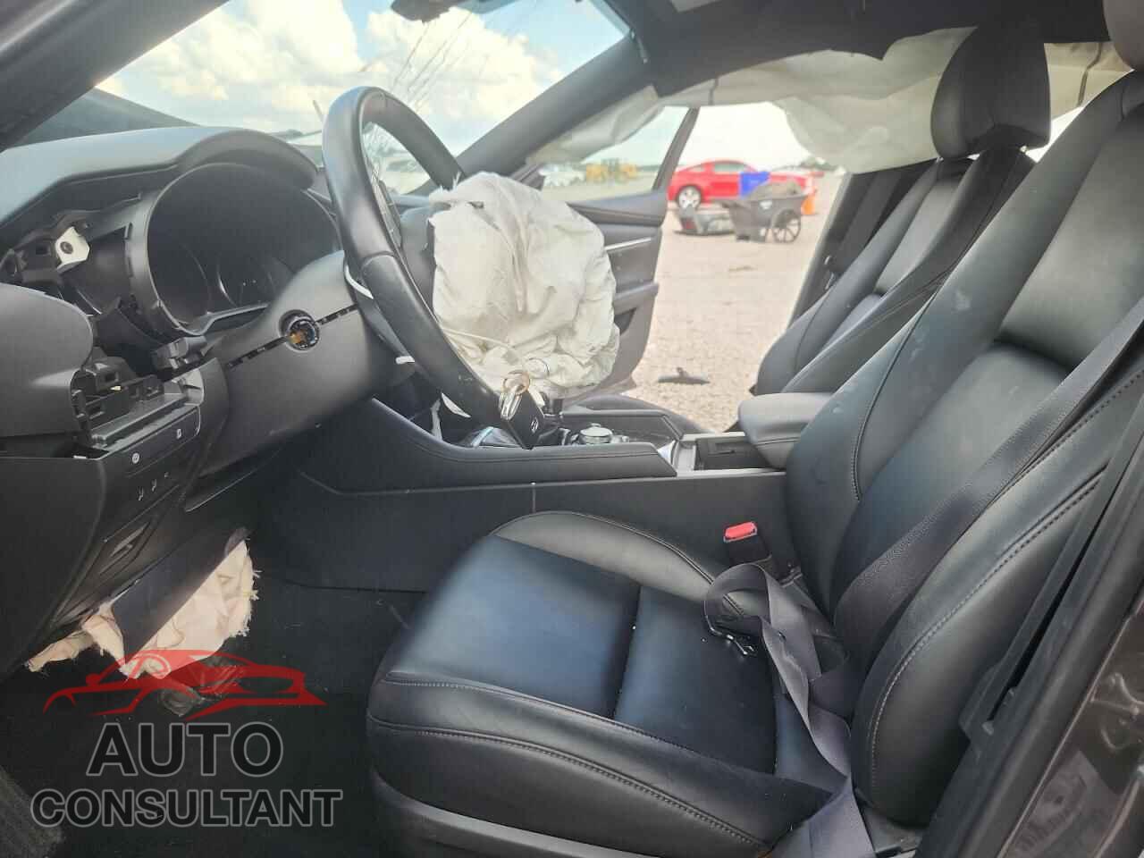 MAZDA 3 2019 - JM1BPBMM2K1135250