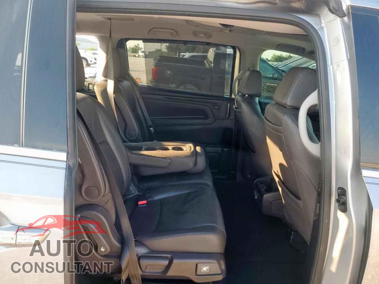 HONDA ODYSSEY 2019 - 5FNRL6H90KB060563