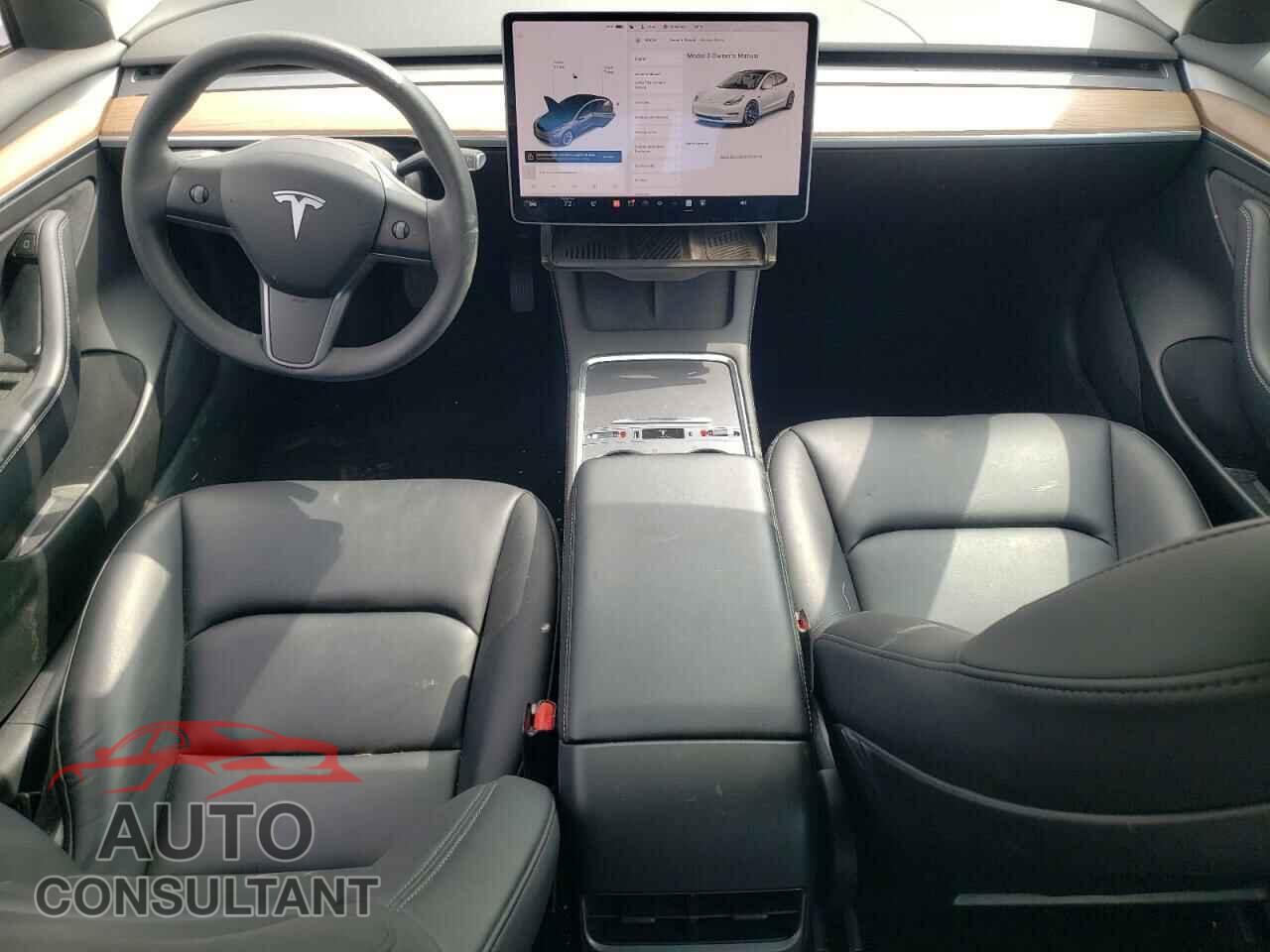 TESLA MODEL 3 2022 - 5YJ3E1EB8NF124024