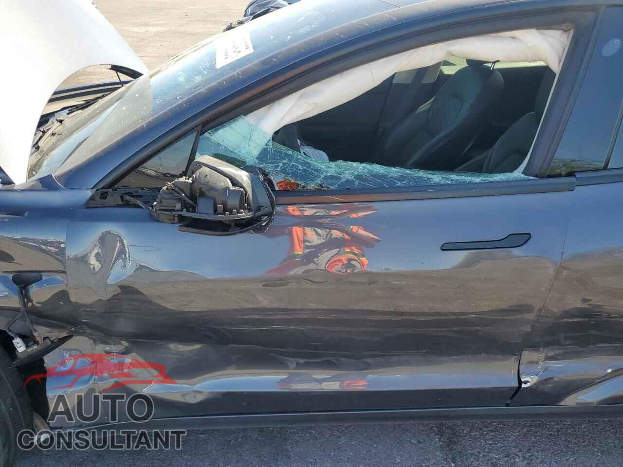 TESLA MODEL 3 2023 - 5YJ3E1EA2PF663104