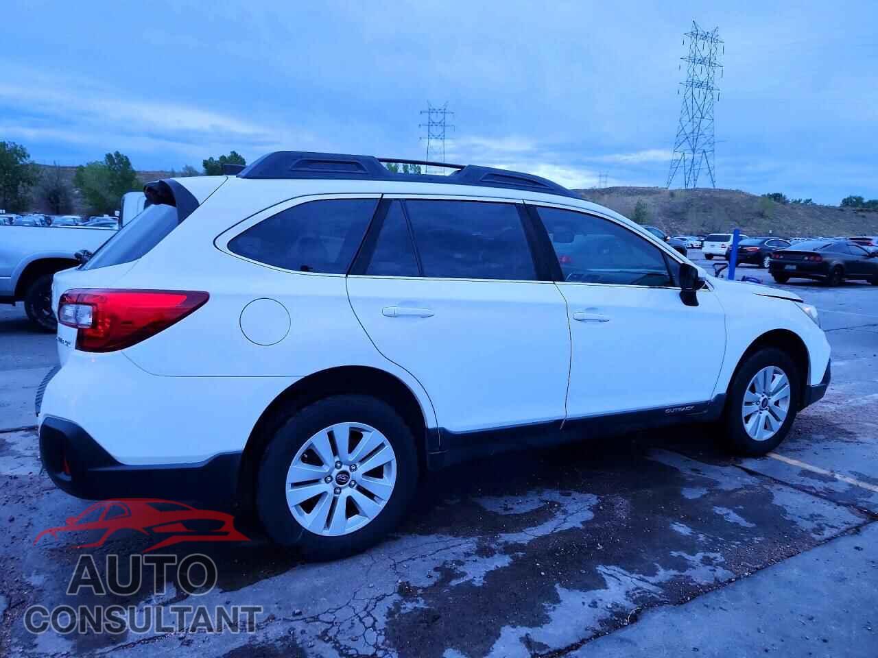 SUBARU OUTBACK 2019 - 4S4BSAFC6K3326411