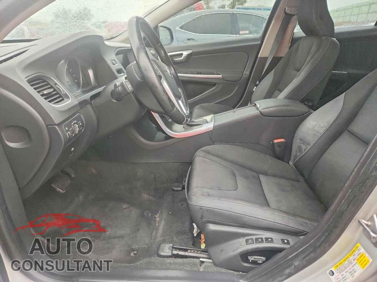 VOLVO S60 2014 - YV1612FS4E2295721