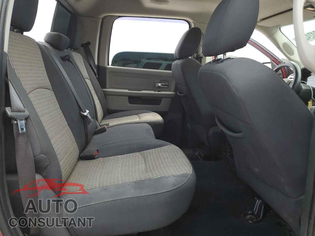 DODGE RAM 1500 2012 - 1C6RD7LT3CS180293