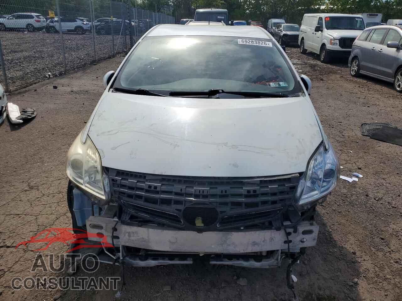 TOYOTA PRIUS 2015 - JTDKN3DU2F0423745