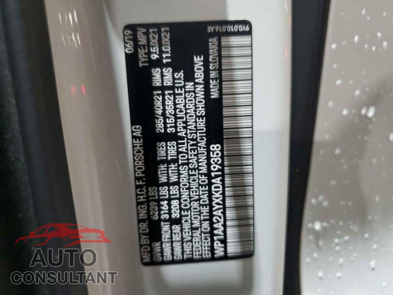PORSCHE CAYENNE 2019 - WP1AA2AYXKDA19358