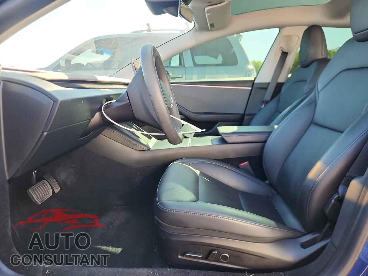 TESLA MODEL 3 2024 - 5YJ3E1EA2RF766154