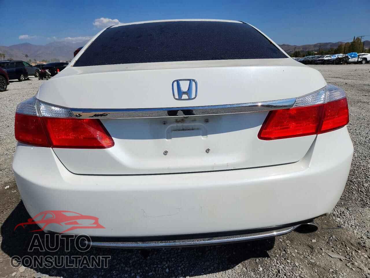 HONDA ACCORD 2013 - 1HGCR2F75DA027652