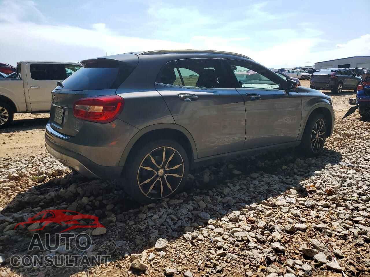 MERCEDES-BENZ GLA-CLASS 2016 - WDCTG4EB3GJ190837