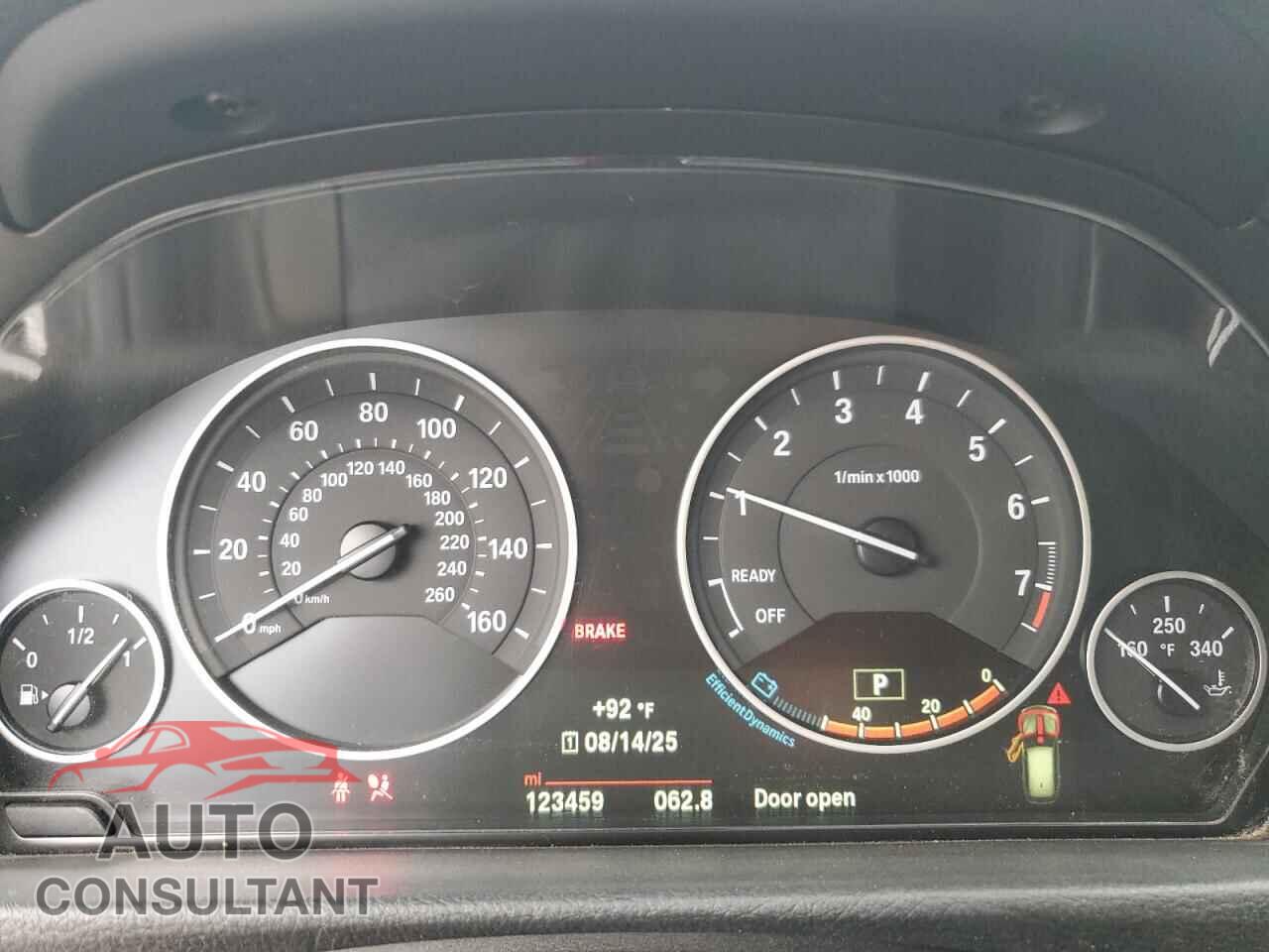 BMW 3 SERIES 2015 - WBA3G7C50FK297239