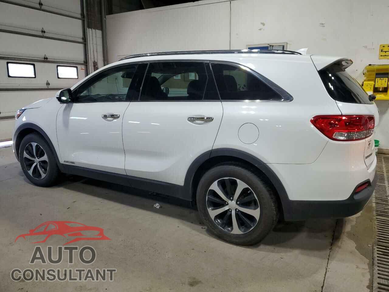 KIA SORENTO 2017 - 5XYPHDA59HG229937