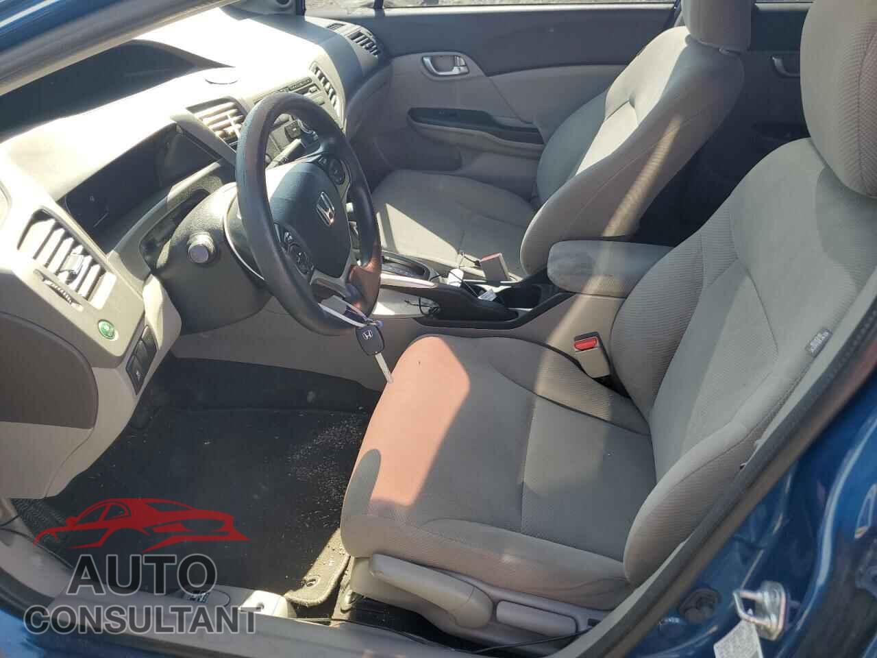 HONDA CIVIC 2012 - 2HGFB2F83CH585820
