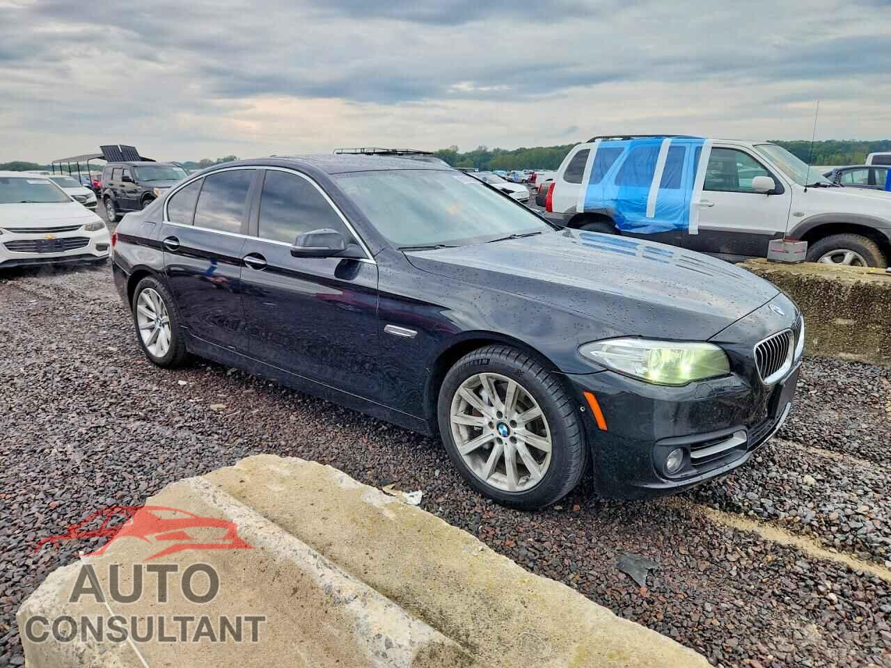 BMW 5 SERIES 2015 - WBA5B1C59FD920320