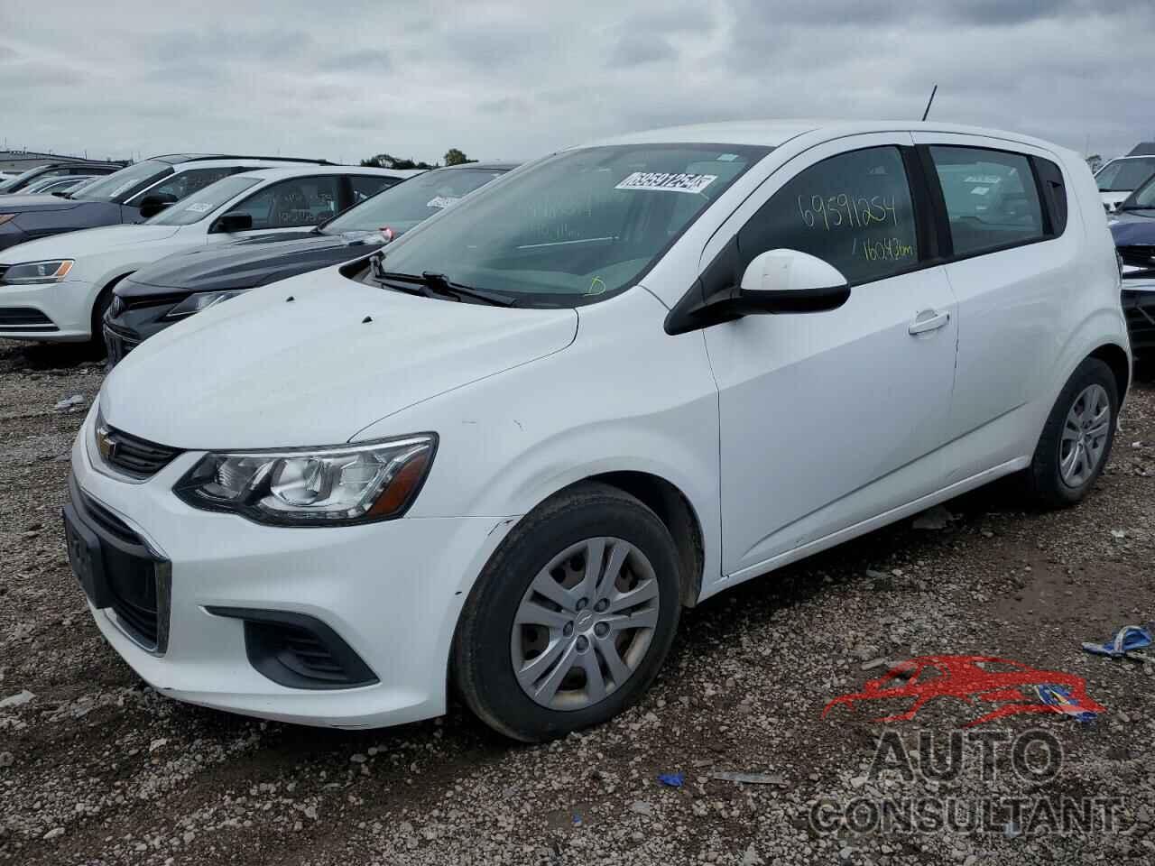 CHEVROLET SONIC 2017 - 1G1JG6SH9H4138283