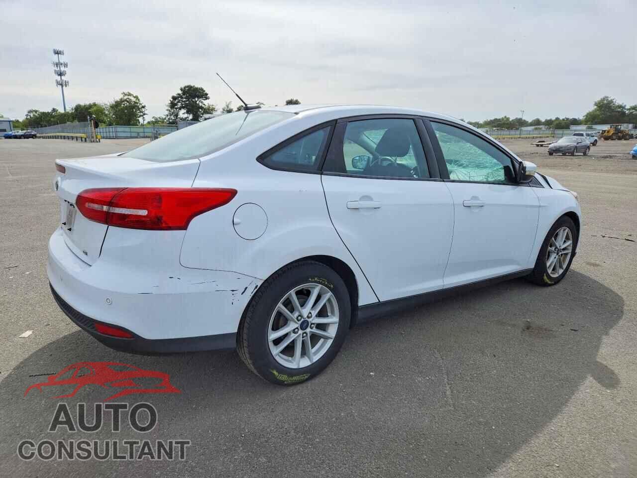FORD FOCUS 2016 - 1FADP3F20GL215142