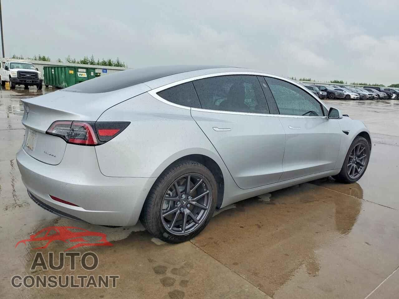 TESLA MODEL 3 2018 - 5YJ3E1EB1JF094214