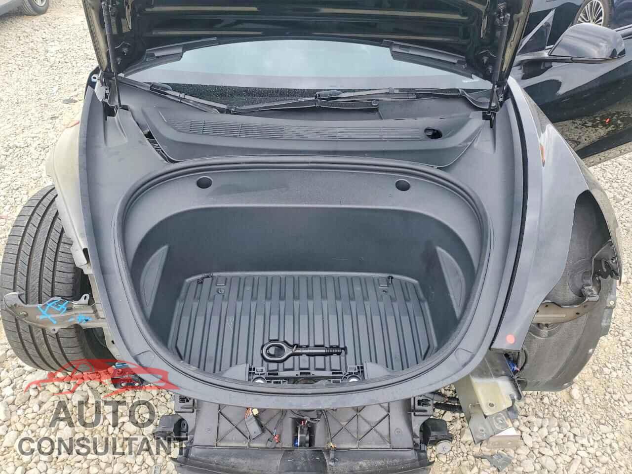 TESLA MODEL 3 2023 - 5YJ3E1EBXPF616704