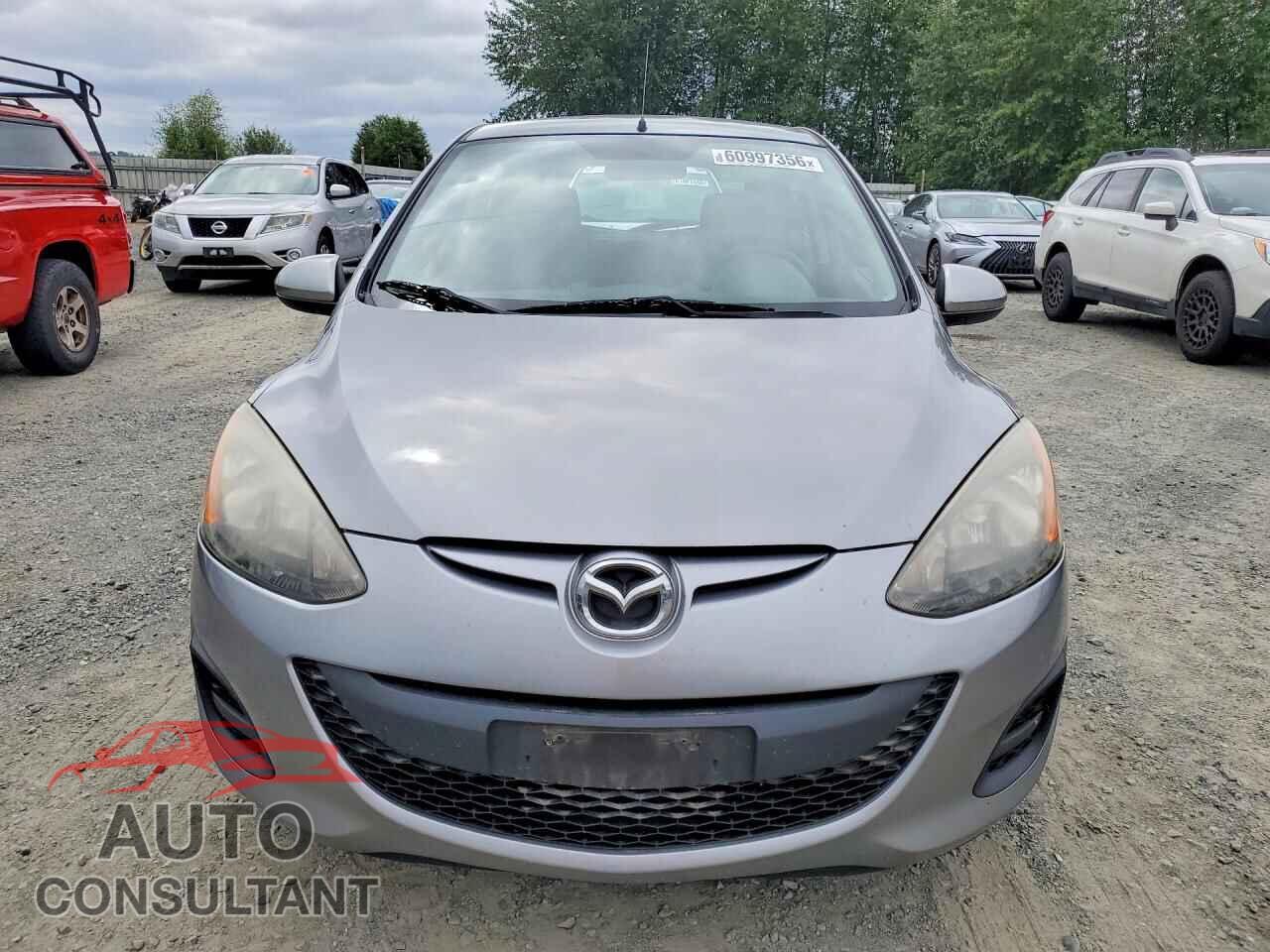 MAZDA 2 2013 - JM1DE1KZ7D0167904