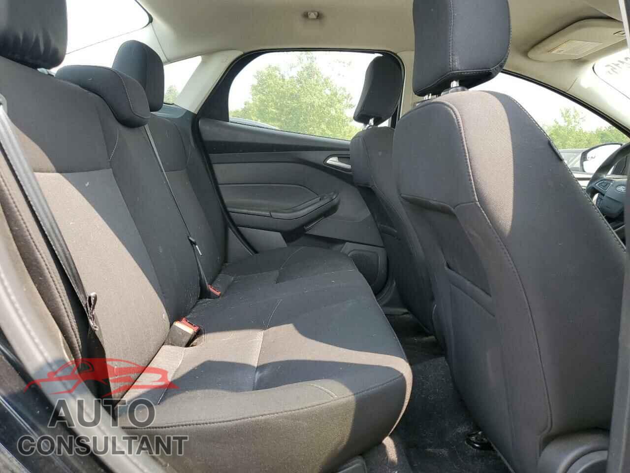FORD FOCUS 2017 - 1FADP3FE7HL280968