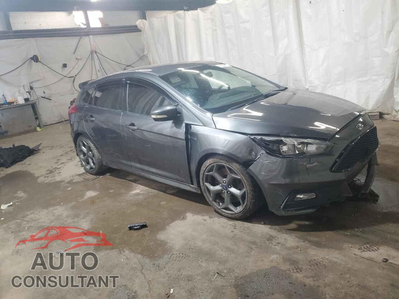 FORD FOCUS 2017 - 1FADP3L9XHL307037