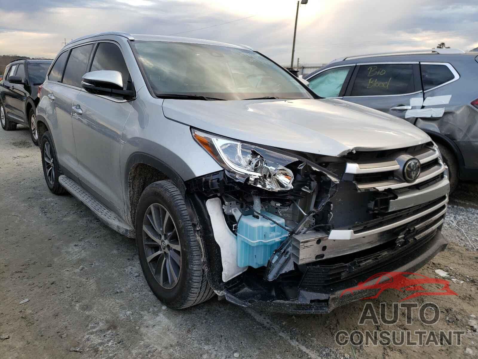 TOYOTA HIGHLANDER 2019 - 5TDKZRFH7KS302658