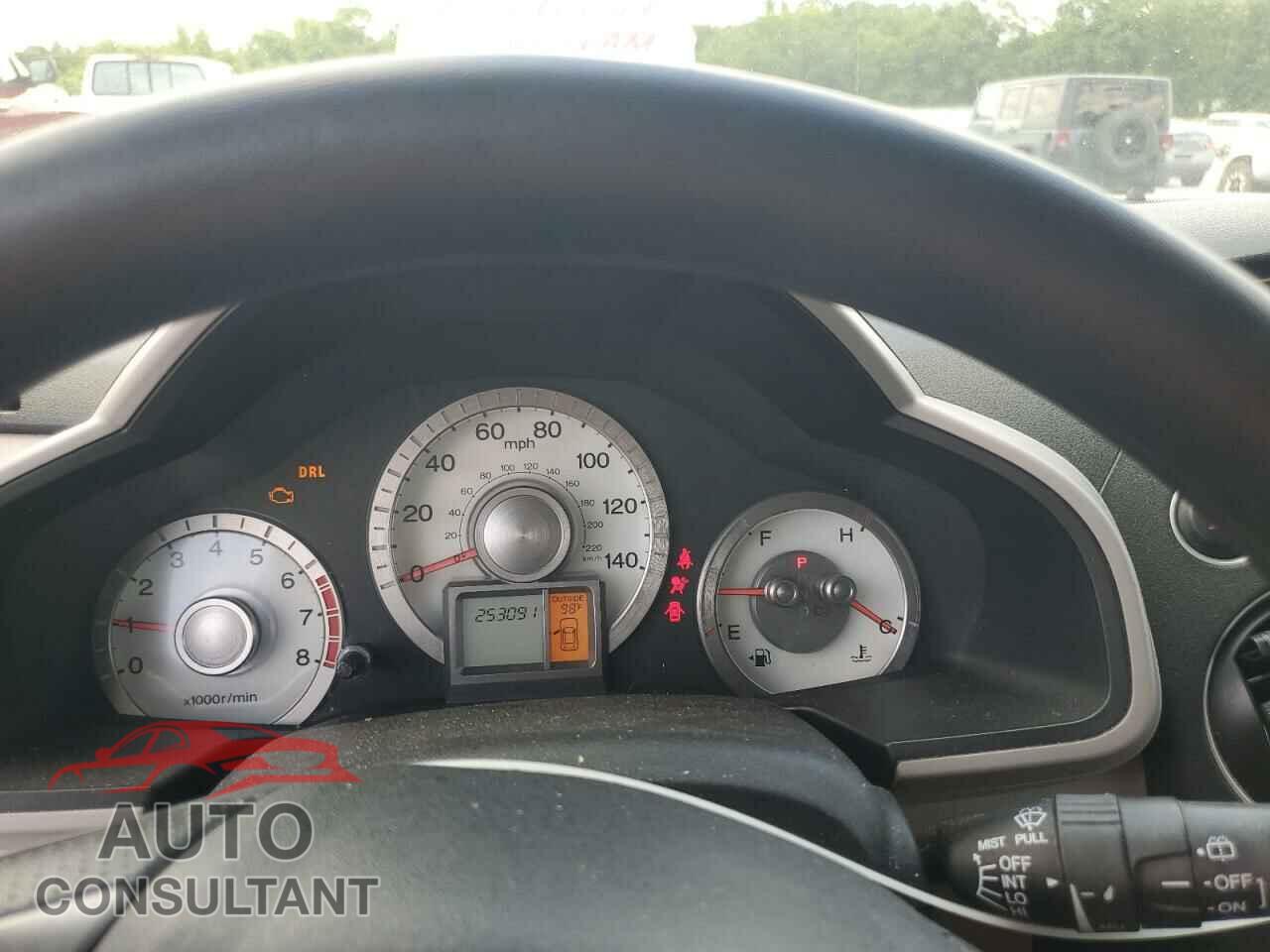 HONDA PILOT 2011 - 5FNYF4H46BB013436