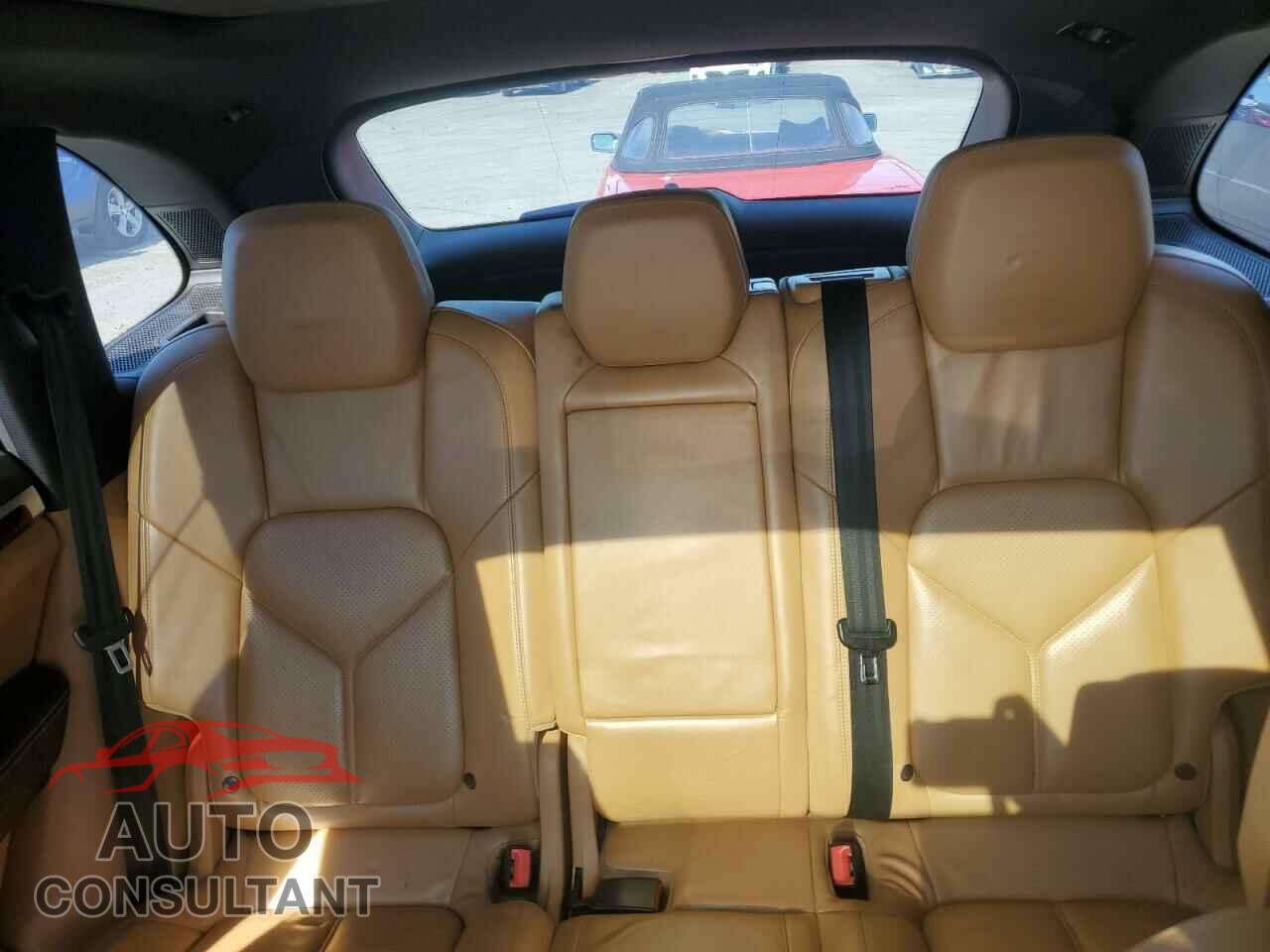 PORSCHE CAYENNE 2012 - WP1AE2A25CLA90443