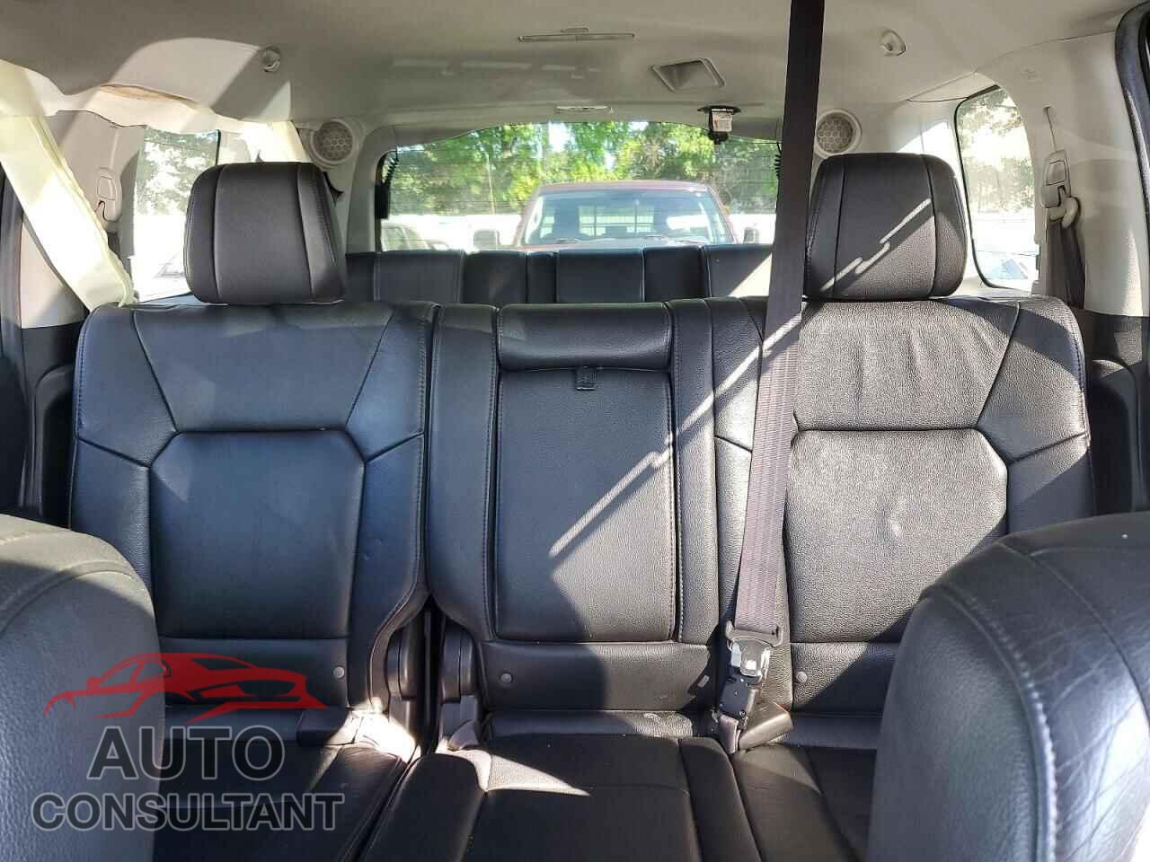 HONDA PILOT 2012 - 5FNYF4H97CB010302