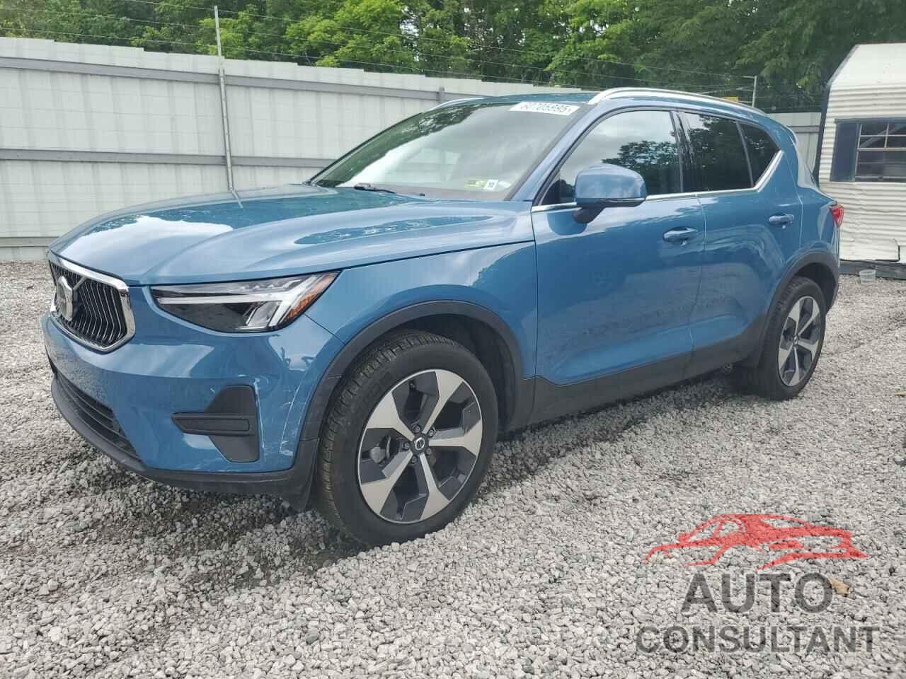 VOLVO XC40 CORE 2024 - YV4L12UK3R2211810