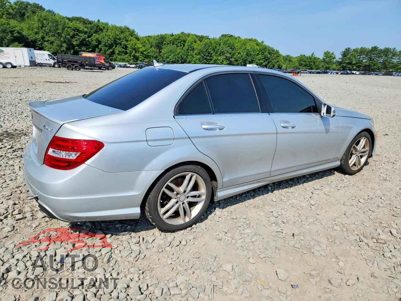 MERCEDES-BENZ C-CLASS 2014 - WDDGF8ABXEA957772